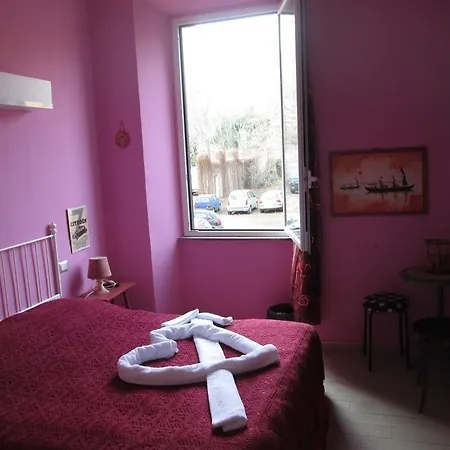 Casa Particular 25rooms Guest house Rome